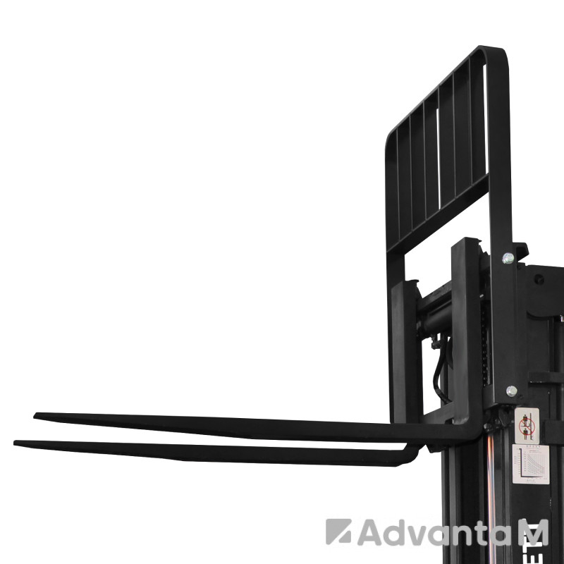 Электрический погрузчик YETT ERP20-M300-3W - 4